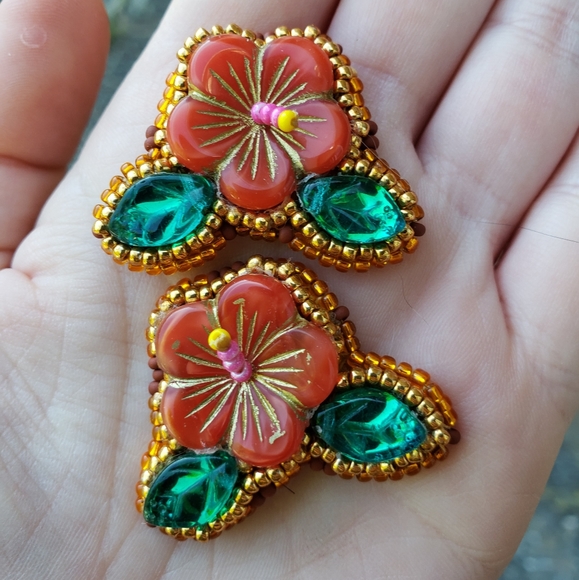 Made By Me Hibiscus Flower Jewelry Hair Clip